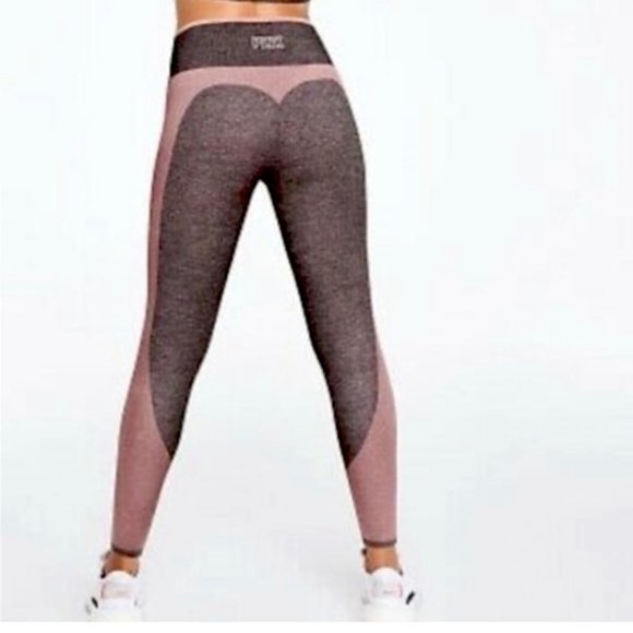 22.) Victoria Secret Pink Leggings - Picture 1 of 6